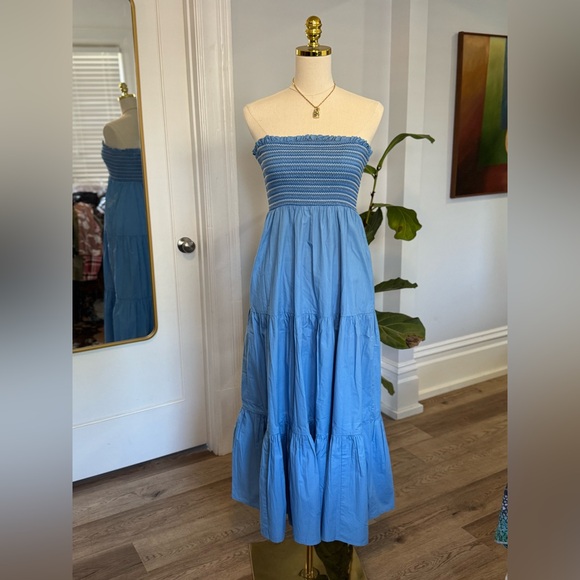 American Eagle Outfitters Light Blue Strapless Dress in Excellent Condition - Picture 1 of 4